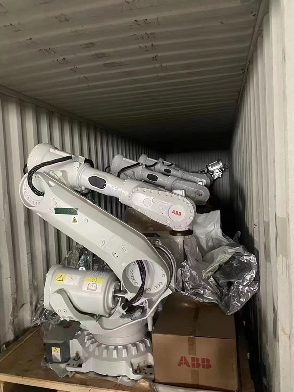 배터리 팩열 3 미터의 ABB IRB 6700 ABB 로봇 팔 디스펜싱 공정