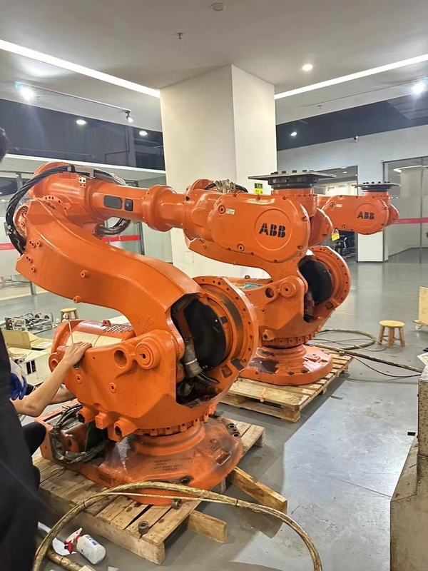 식품 워크샵 스파킹용 리?? 배터리 소재의 ABB 재사용 로봇